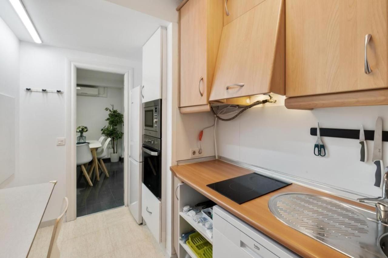 Amplio Piso En Atarazanas Apartment Малага Екстериор снимка